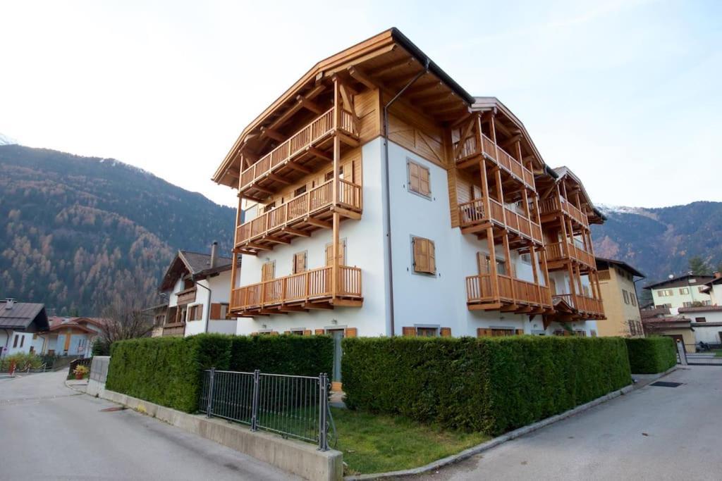 Lovely Apt In Pinzolo Val Rendena 7 Εξωτερικό φωτογραφία
